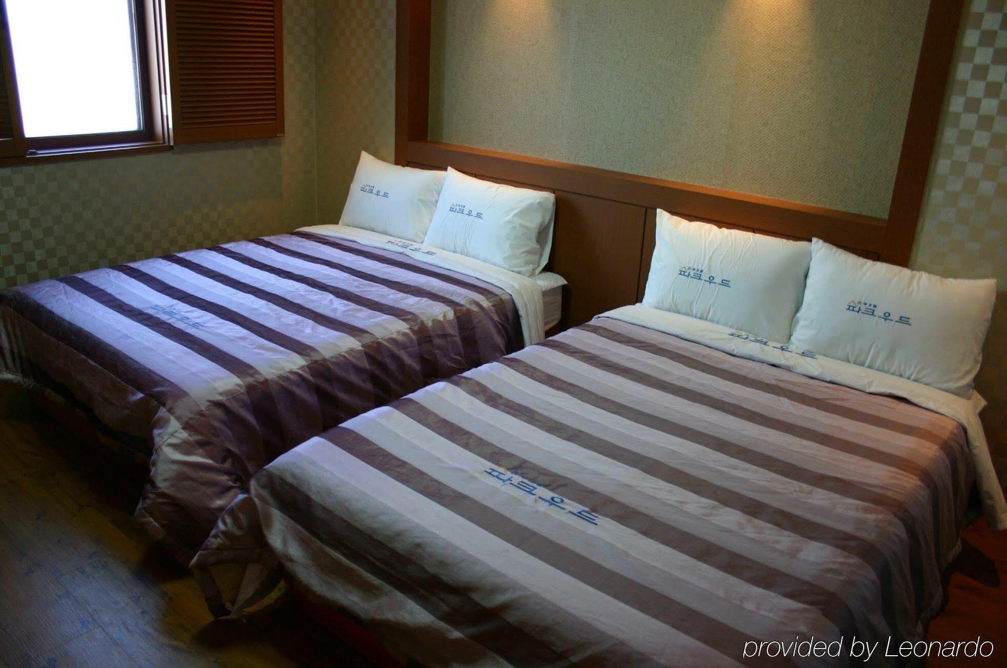 Hotel Parkwood Incheon Airport Rum bild